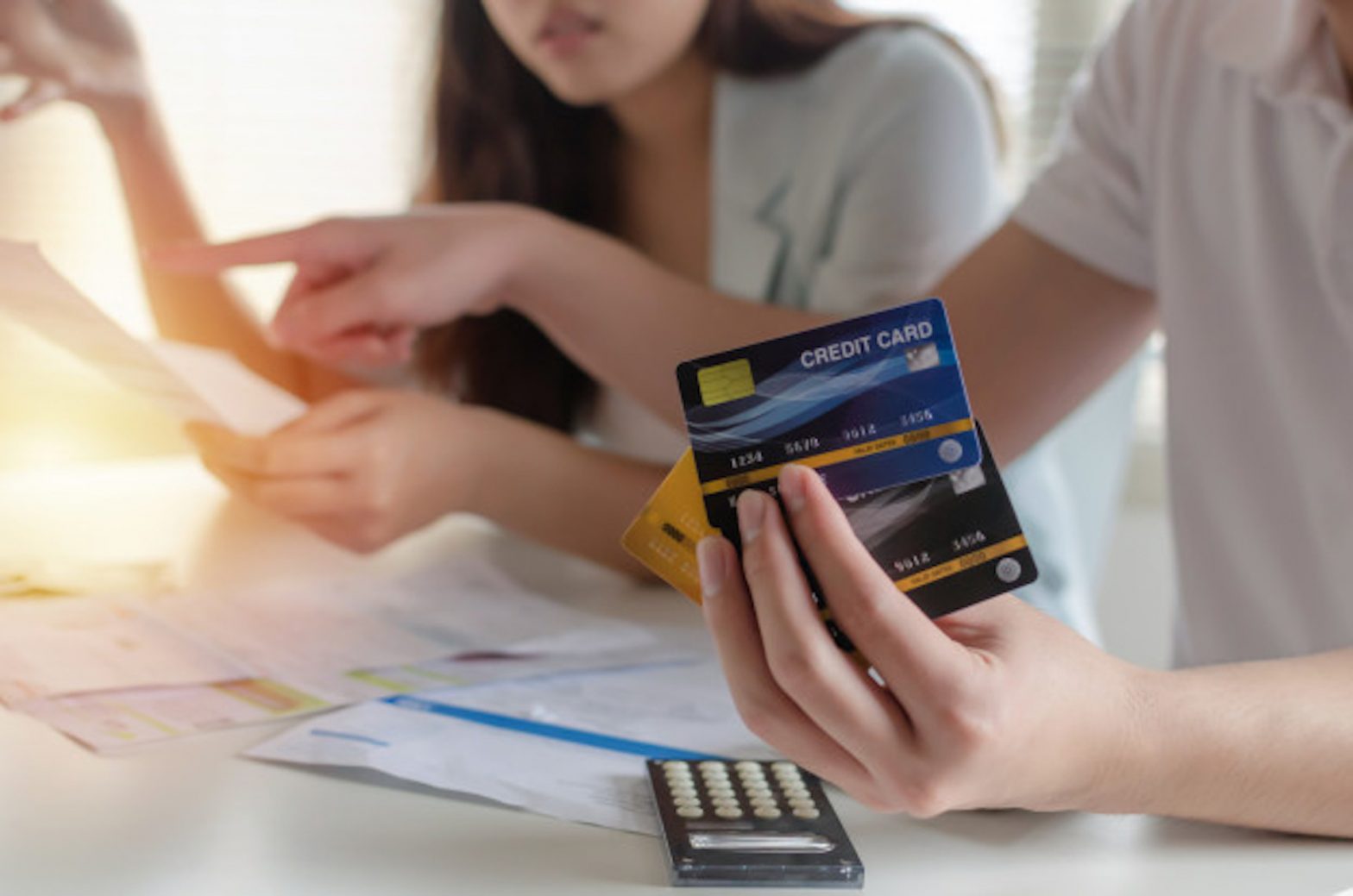 Credit Crossroad Choosing Personal Loans to Navigate Bad Credit Scenarios