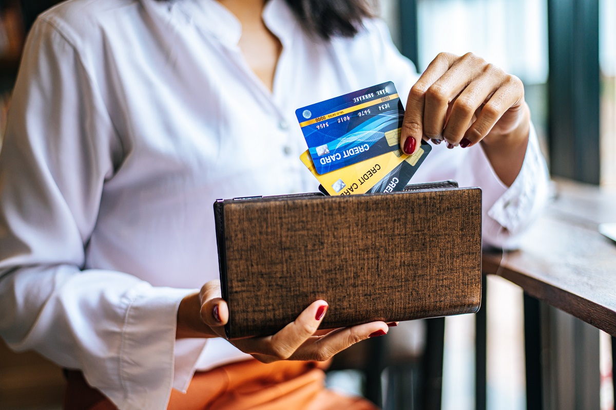 Shattered Credit? Rebuilding with Personal Loans Tailored for Bad Credit Histories